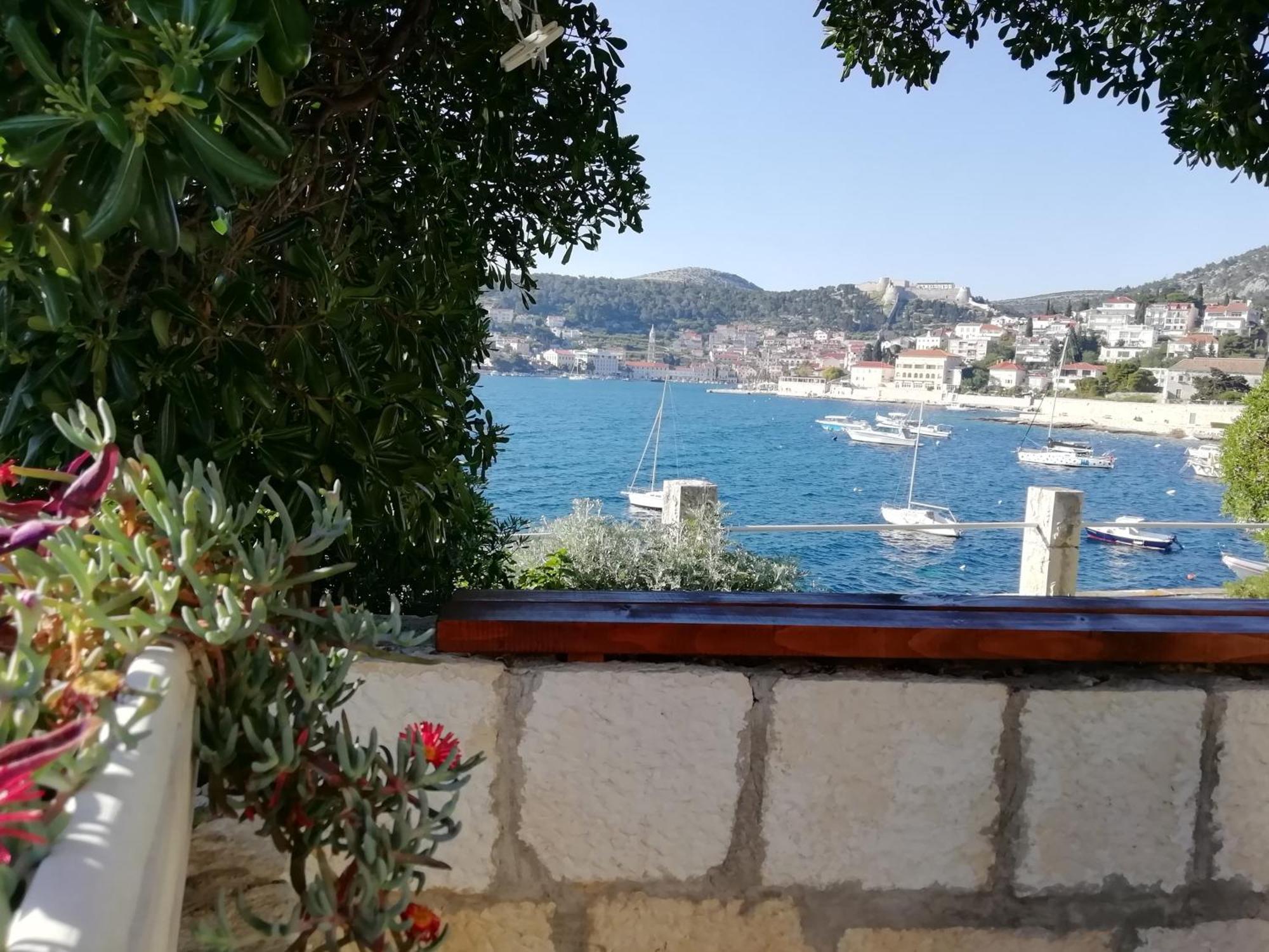 Apartman Radošić Hvar Town Bagian luar foto