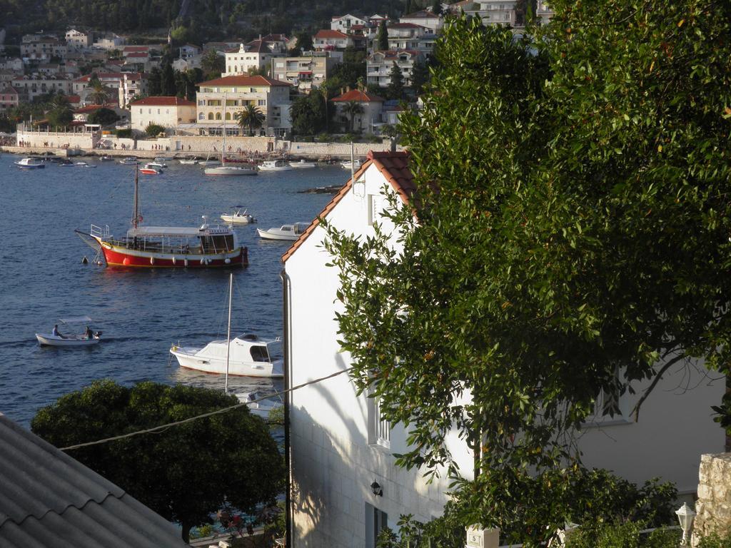 Apartman Radošić Hvar Town Bagian luar foto
