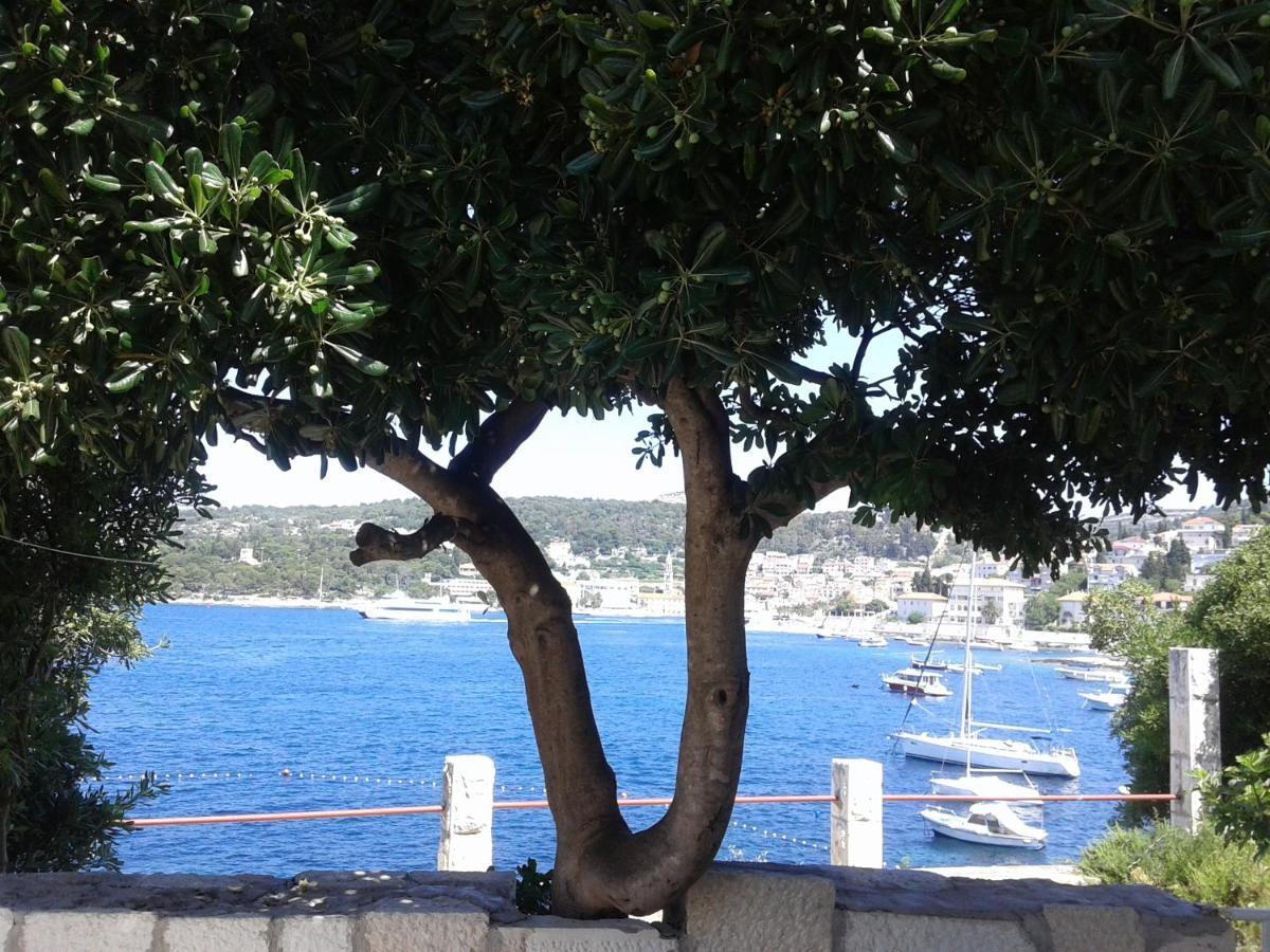 Apartman Radošić Hvar Town Bagian luar foto